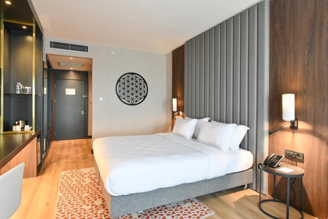 Crowne Plaza Ankara By Ihg Hotel Exterior foto