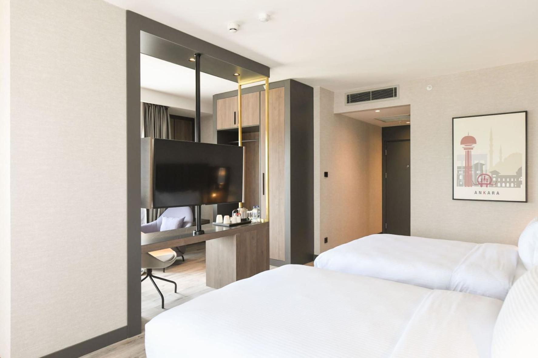 Crowne Plaza Ankara By Ihg Hotel Exterior foto